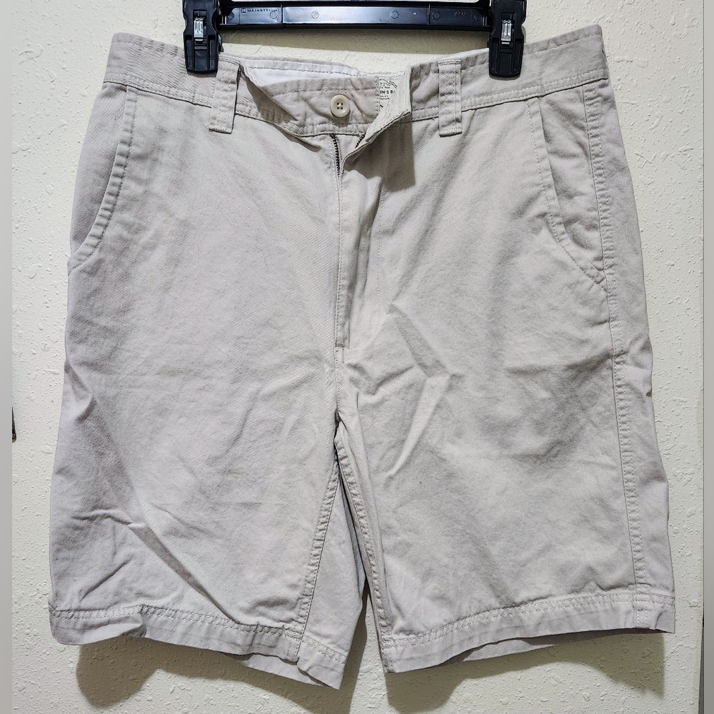 Men's St. John's Bay Size 34 Khaki Shorts